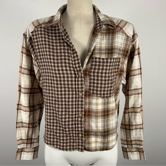 💕AE Brown Plaid women patchwork cropped Shirt S - Picture 1 of 10